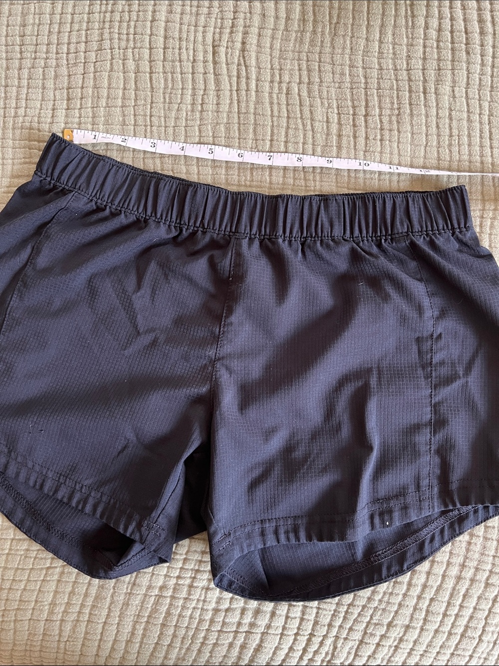 Columbia active wear shorts